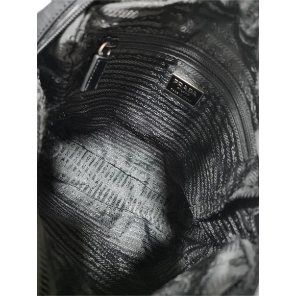 Authentic Prada Tessuto Messenger/Crossbody Bag Black - Picture 9 of 13